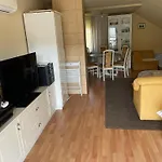 Meggyes 아파트