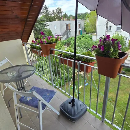Meggyes Apartment Balatonalmadi