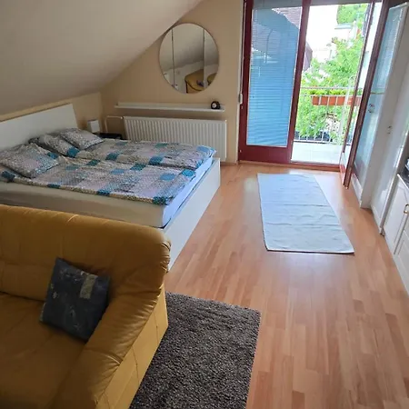Apartment Meggyes Balatonalmadi